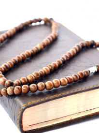 Kalung Kayu Gaharu Asli